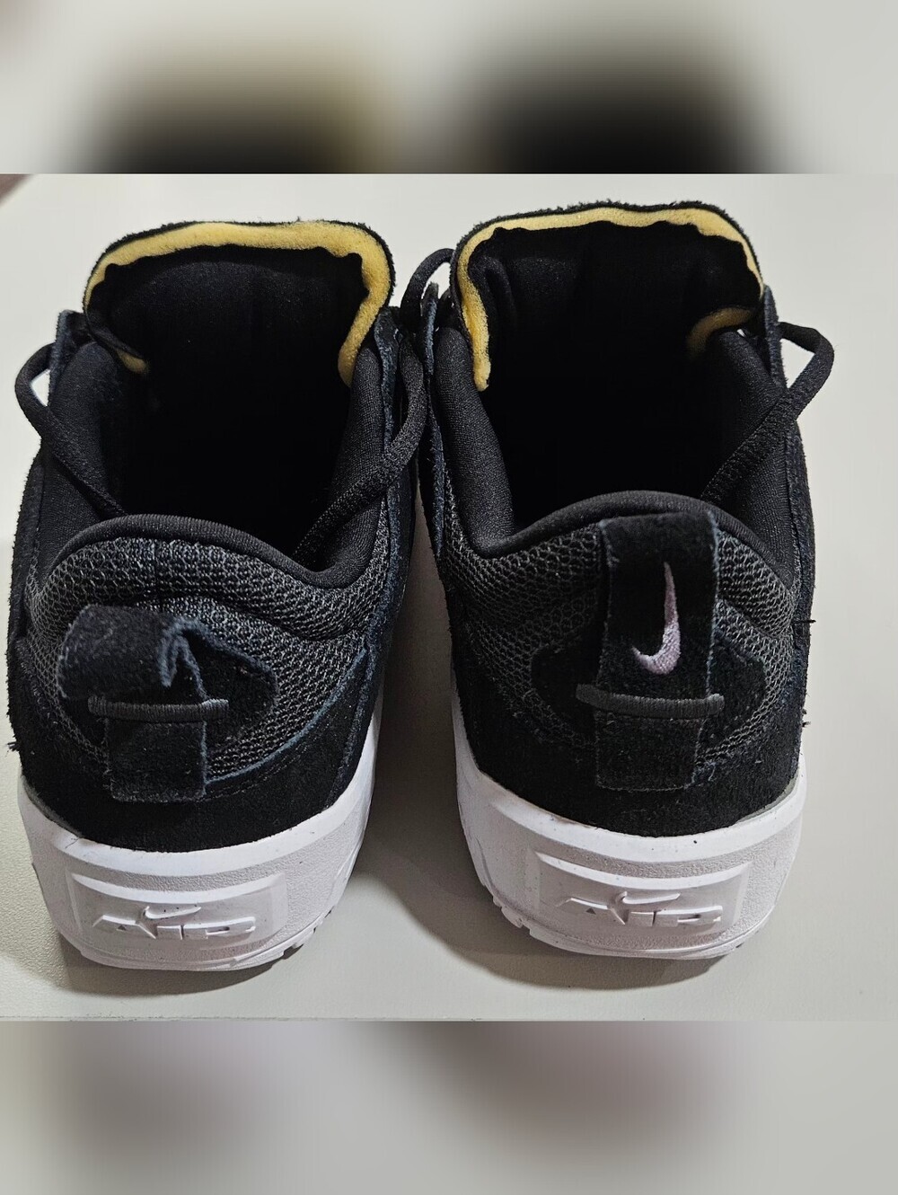 Nike SB Day One Big Kids' Skate Shoes size 7 - Picture 11 of 12